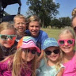 Meet your Posher, Emma